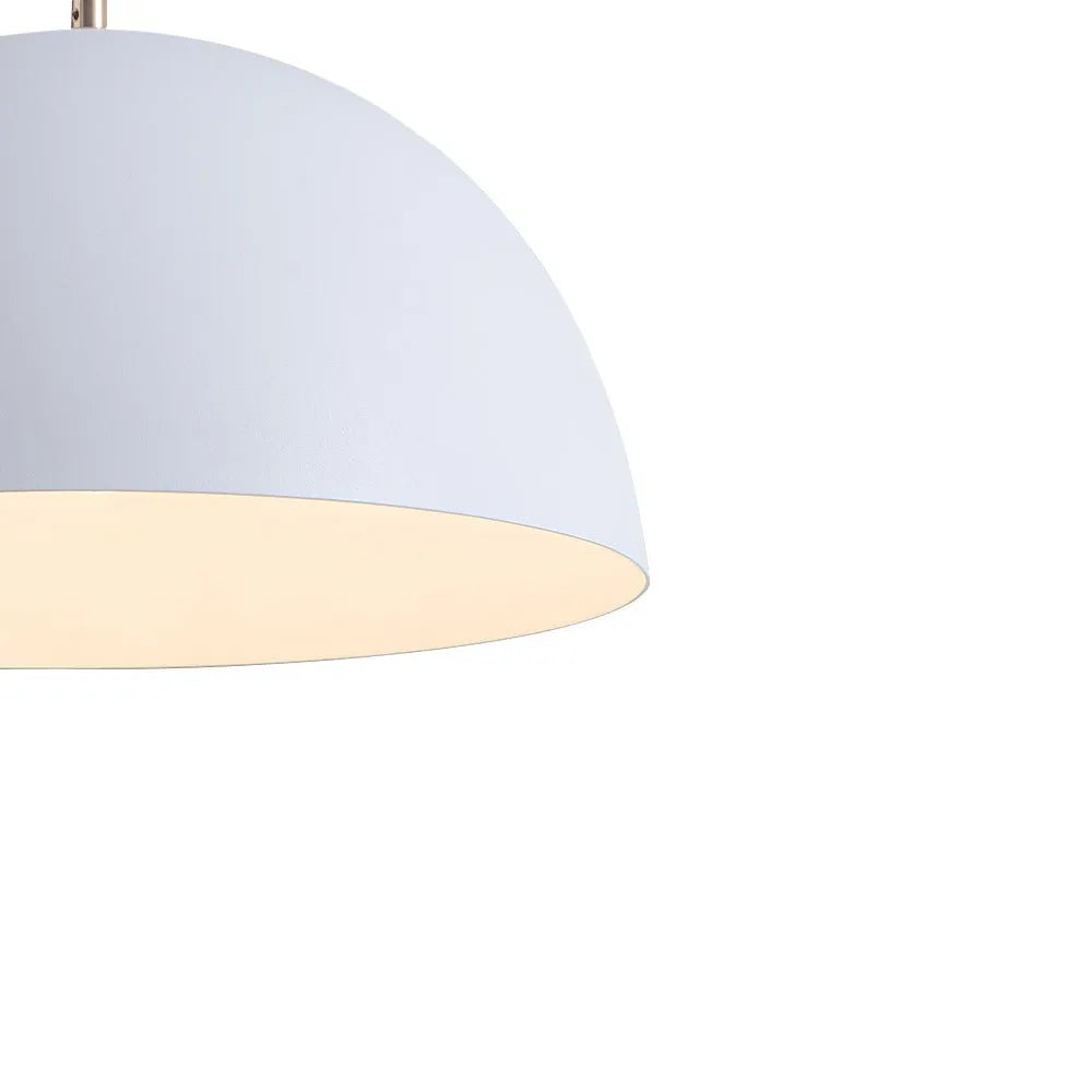 Pendelleuchte mit modernem Kuppelschirm und verstellbarem Hängekabel