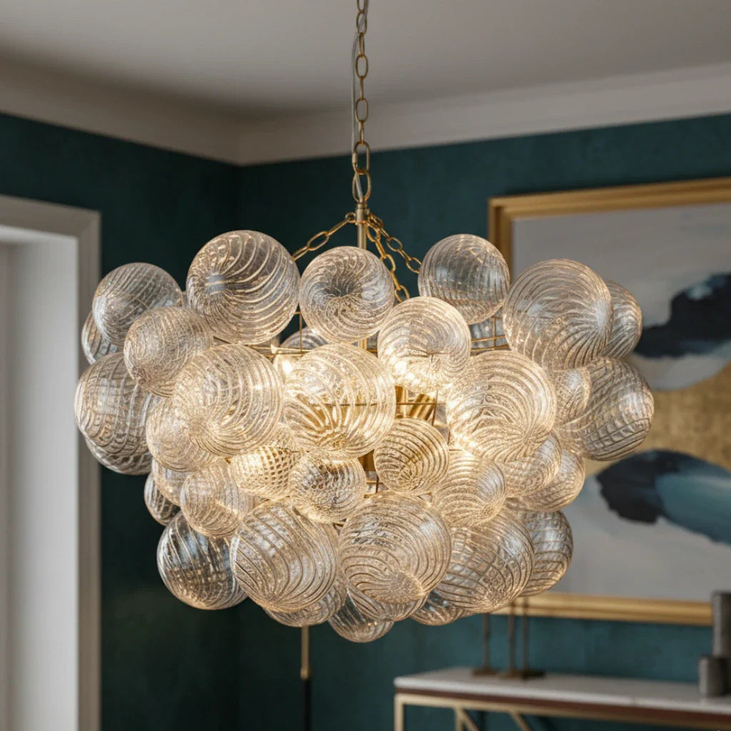 Kronleuchter im Mid-Century-Stil mit gerippten Glaskugeln und verstellbarer Aufhängung