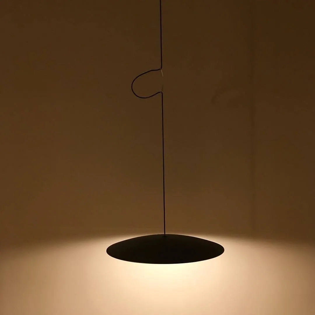 LED-Pendelleuchte mit schlankem Metallscheibenschirm für Ess- und Wohnzimmer