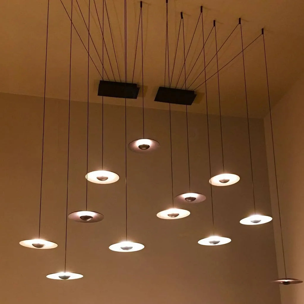 LED-Pendelleuchte mit schlankem Metallscheibenschirm für Ess- und Wohnzimmer