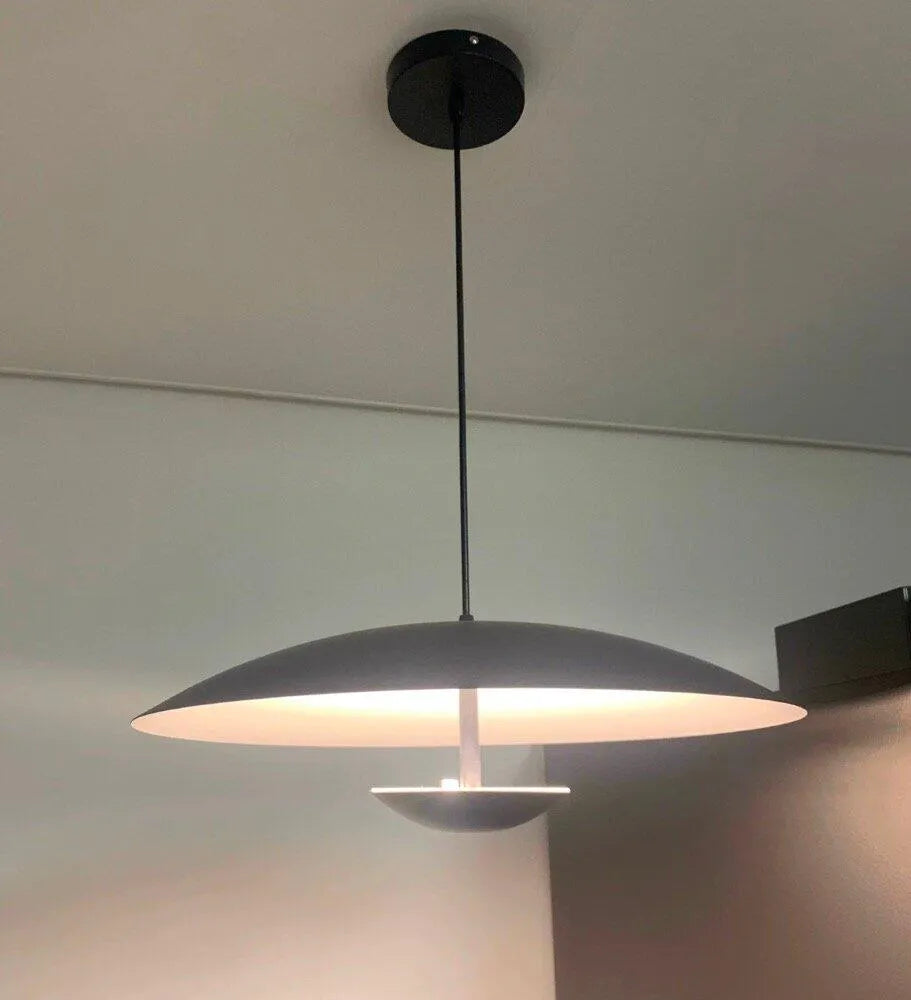 LED-Pendelleuchte mit schlankem Metallscheibenschirm für Ess- und Wohnzimmer