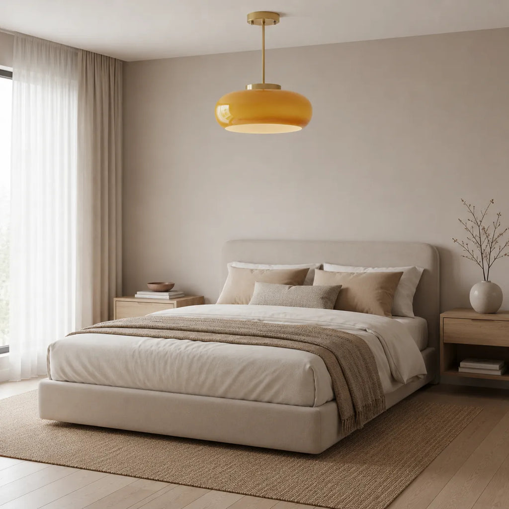 Küchenpendelleuchten mit Messing und Glasschirm im modernen nordischen Design
