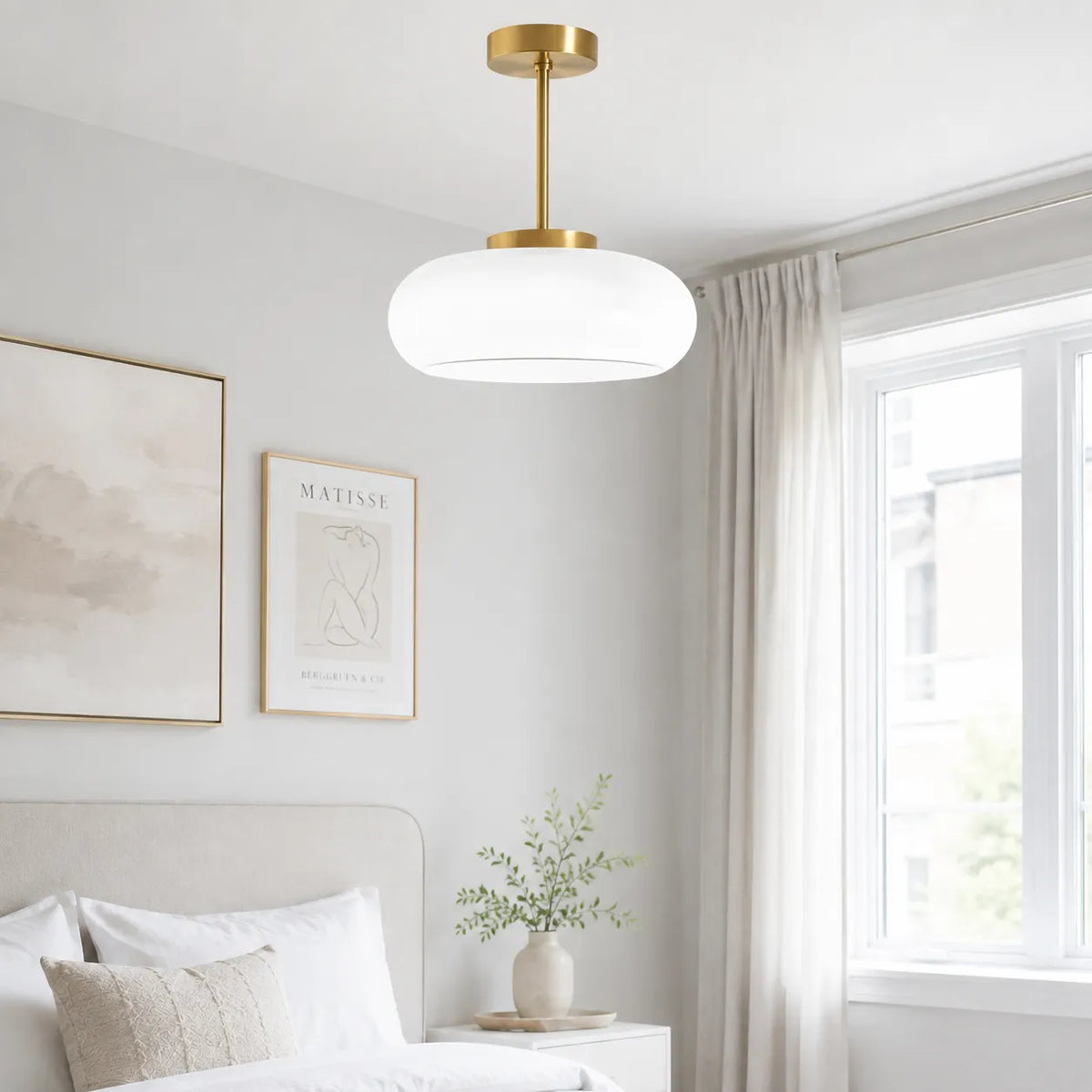 Küchenpendelleuchten mit Messing und Glasschirm im modernen nordischen Design