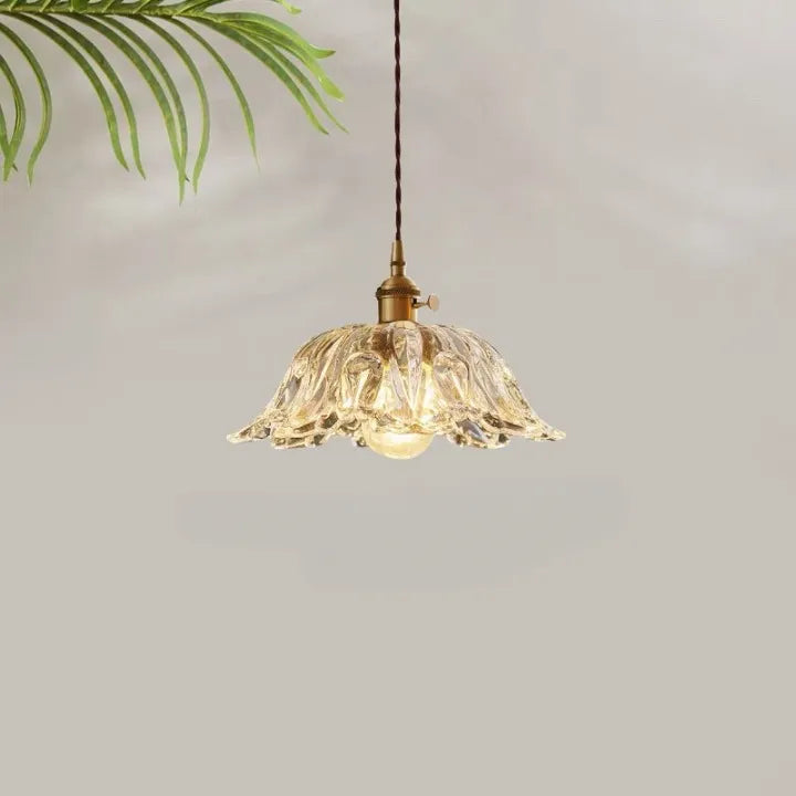 Suspension avec abat-jour en verre en forme de fleur, LED et éclairage vintage pour salle à manger