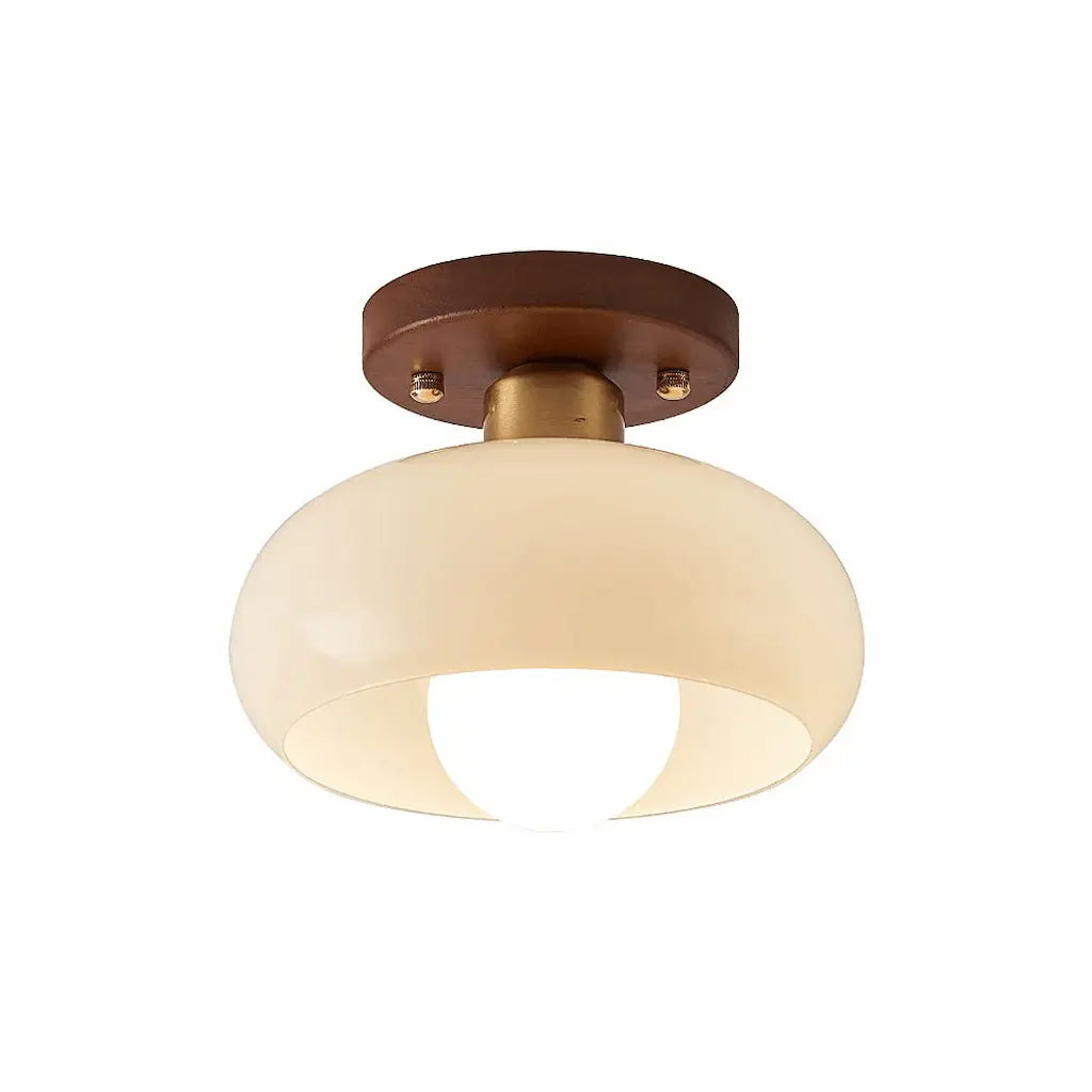 Deckenleuchte mit cremefarbenem Glasschirm im Bauhaus-Stil für moderne Schlafzimmer