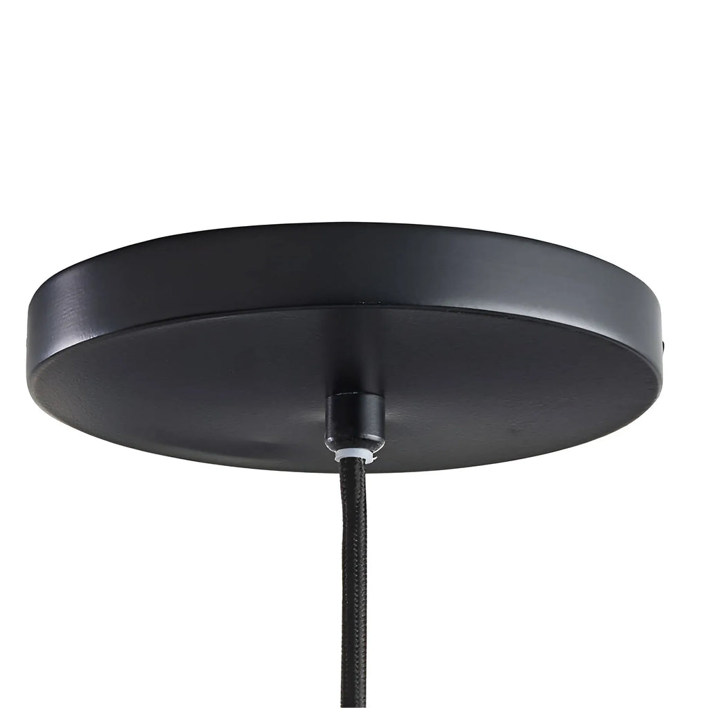 Lampada a sospensione Nina bohemien in rattan intrecciato a mano