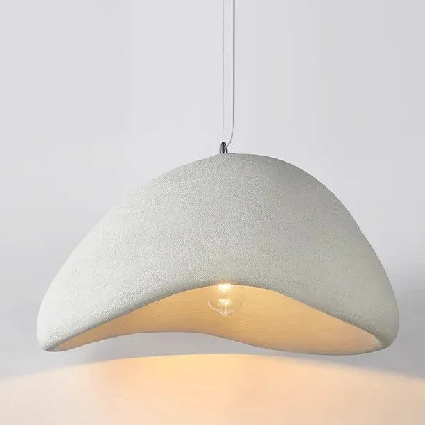 Suspension au design sculptural de nuage et à l’éclairage doux et diffus