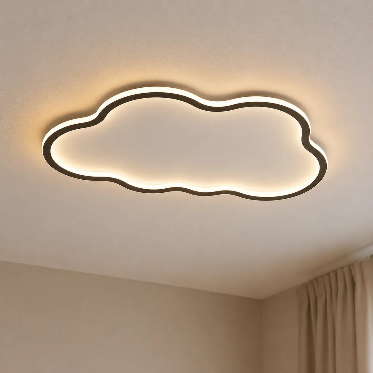 Plafón con silueta de nube y luz cálida