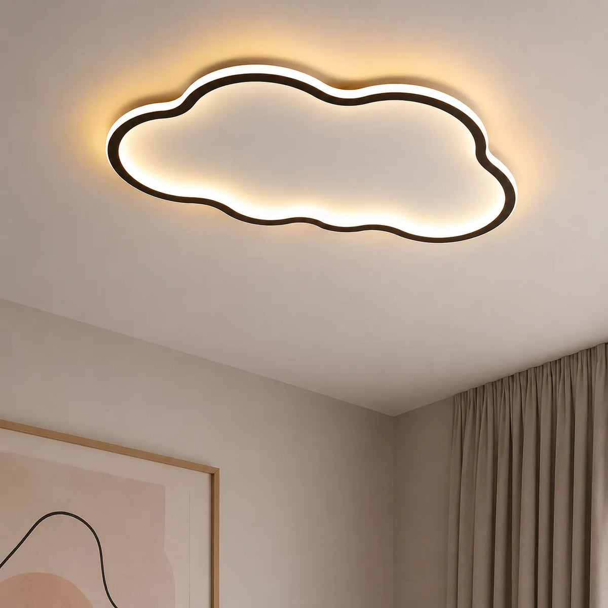 Deckenleuchte mit Wolkensilhouette und warmem Licht