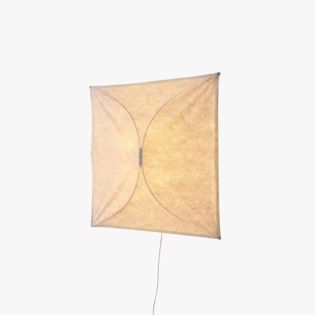Küchen-Deckenleuchte mit lichtdurchlässigem Papierdiffusor und minimalistischem Metallrahmen