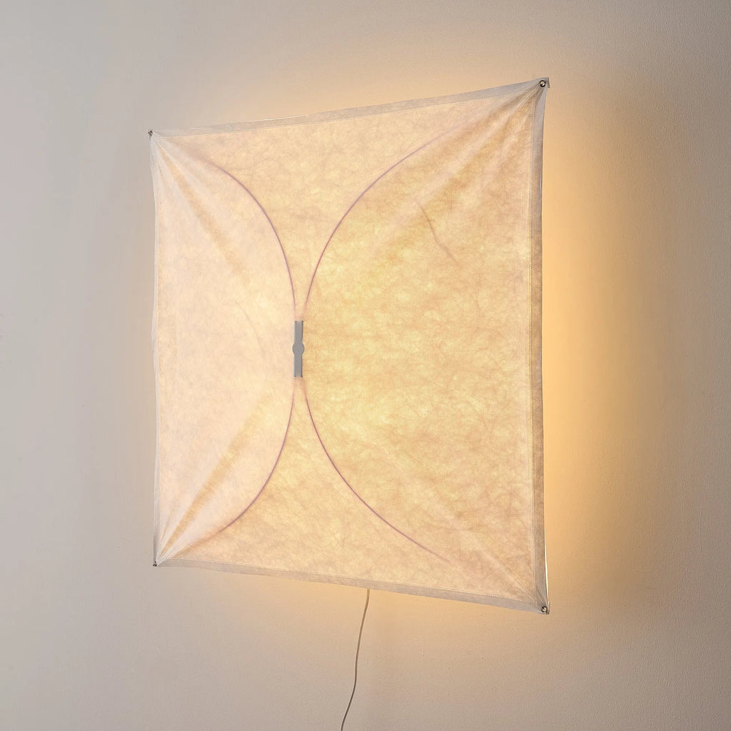 Küchen-Deckenleuchte mit lichtdurchlässigem Papierdiffusor und minimalistischem Metallrahmen