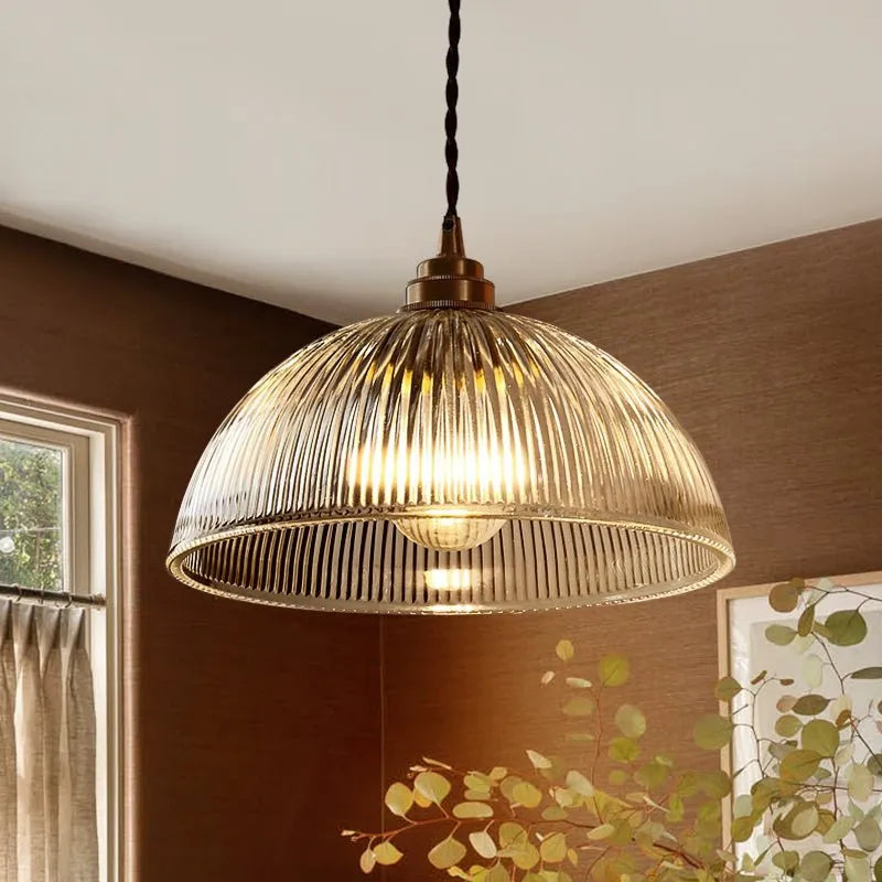 Greer Pendelleuchte im Landhausstil mit geripptem Glasdom