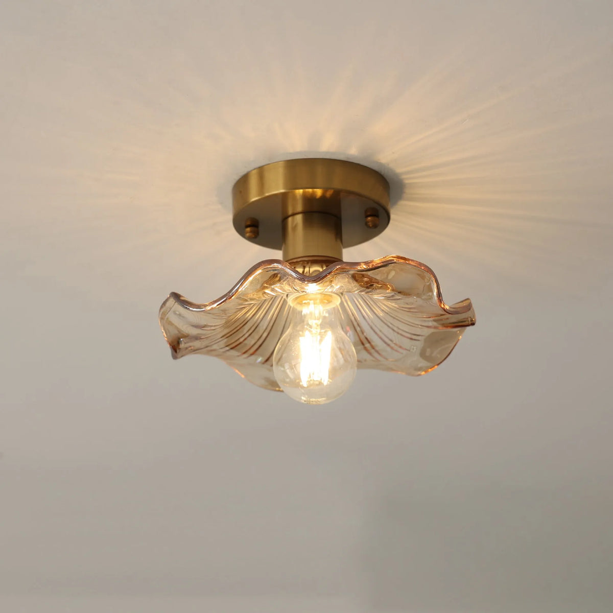 Moderne skulpturale Glasblumen-Deckenleuchte Florian