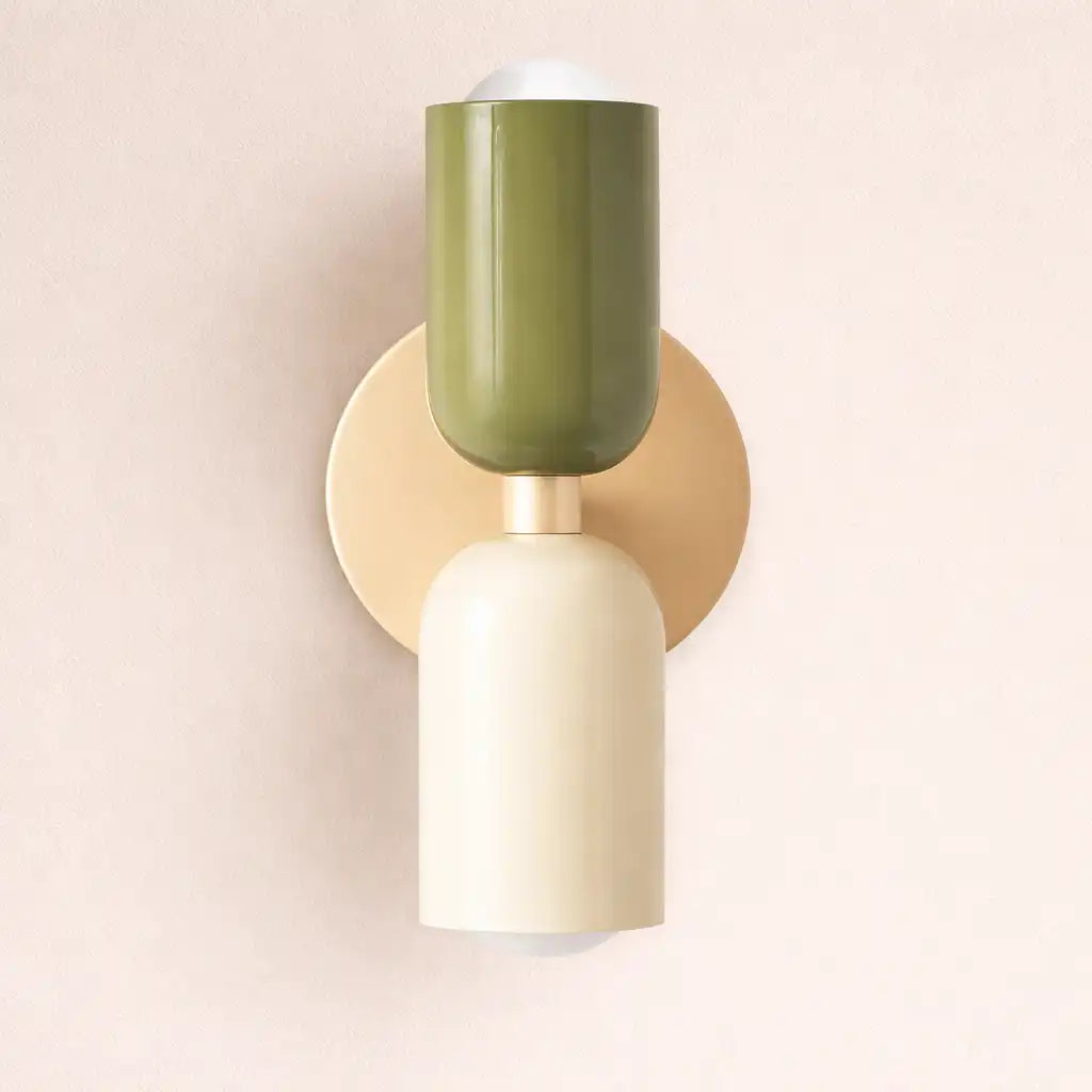 Wandbeleuchtung mit weich gestreutem Glas und minimalistischem Design