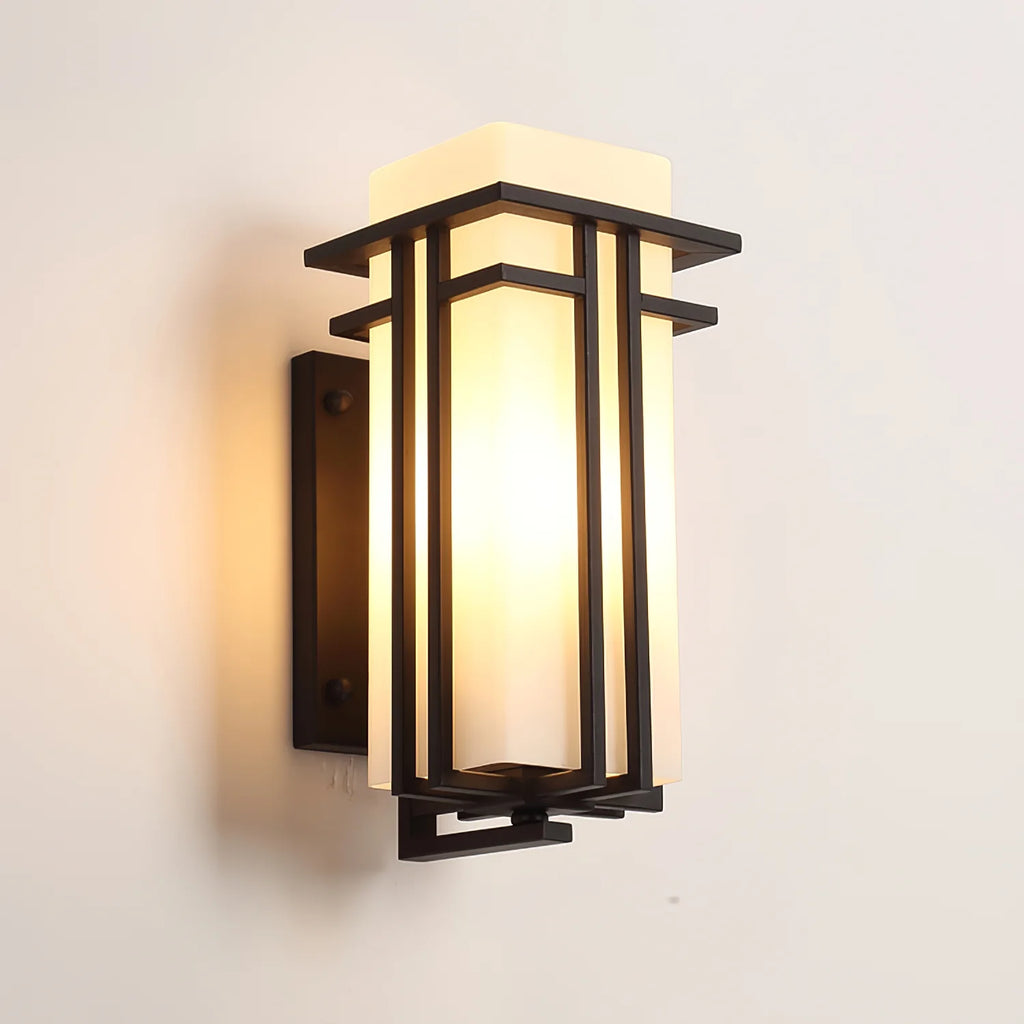Aplique de pared para exteriores con vidrio esmerilado y estructura de hierro industrial, resistente a la intemperie