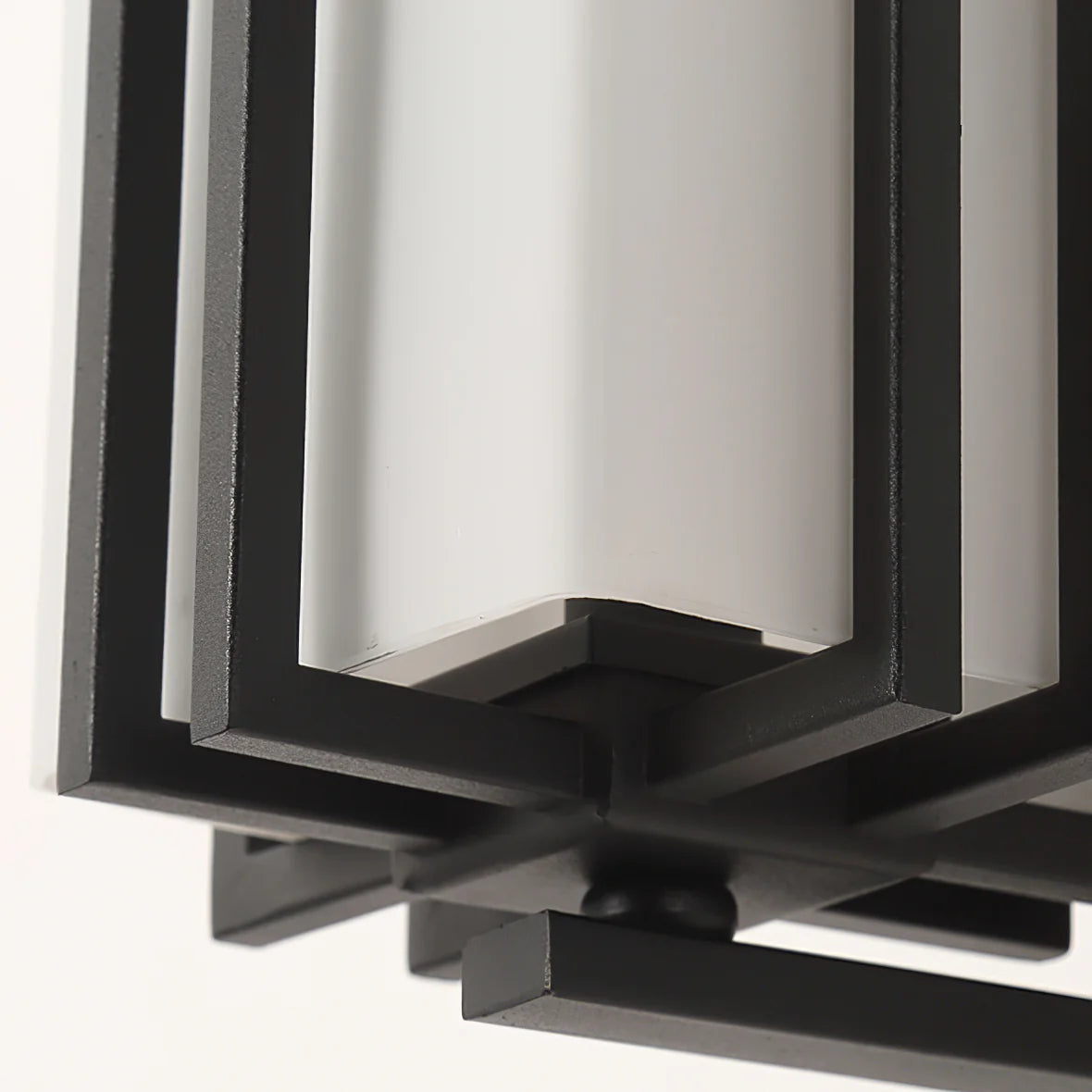 Aplique de pared para exteriores con vidrio esmerilado y estructura de hierro industrial, resistente a la intemperie