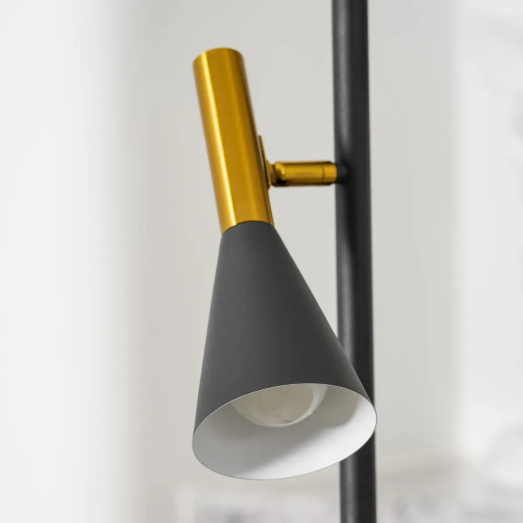 Stehleuchte mit verstellbarem, drehbarem Schirm, Marmorsockel und modernem nordischem Design