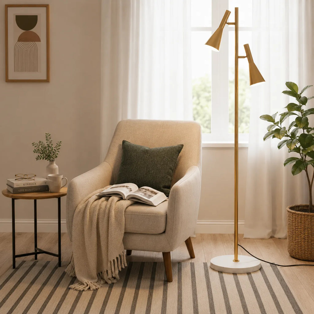Stehleuchte mit verstellbarem, drehbarem Schirm, Marmorsockel und modernem nordischem Design