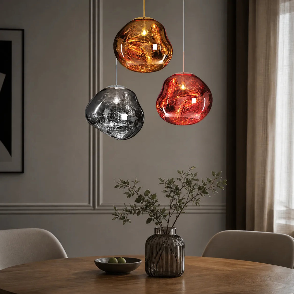 Lampada a sospensione dal design moderno con paralume scolpito in policarbonato a effetto fuso e LED