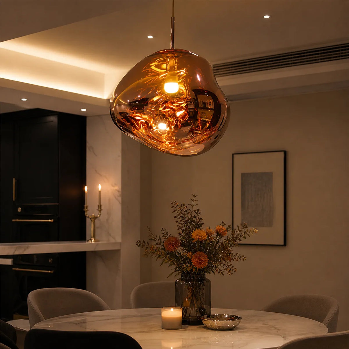Lampada a sospensione dal design moderno con paralume scolpito in policarbonato a effetto fuso e LED