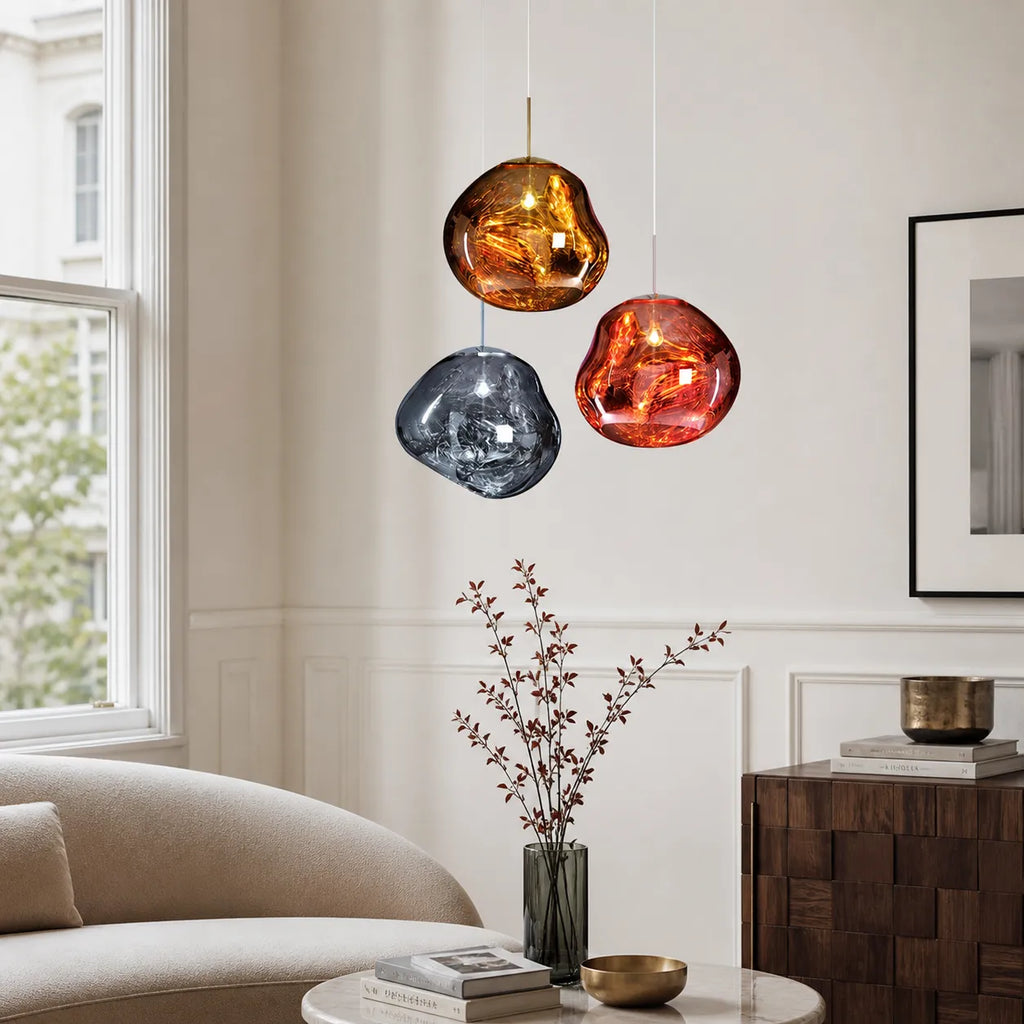 Lampada a sospensione dal design moderno con paralume scolpito in policarbonato a effetto fuso e LED