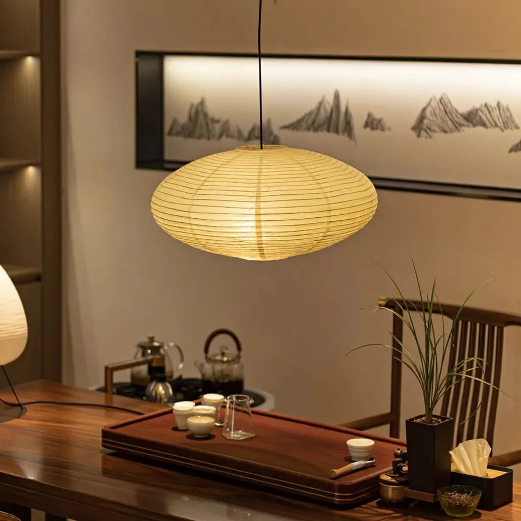 LED-Pendelleuchte mit skulpturalem Schirm aus Maulbeerpapier und modernem kantigem Design