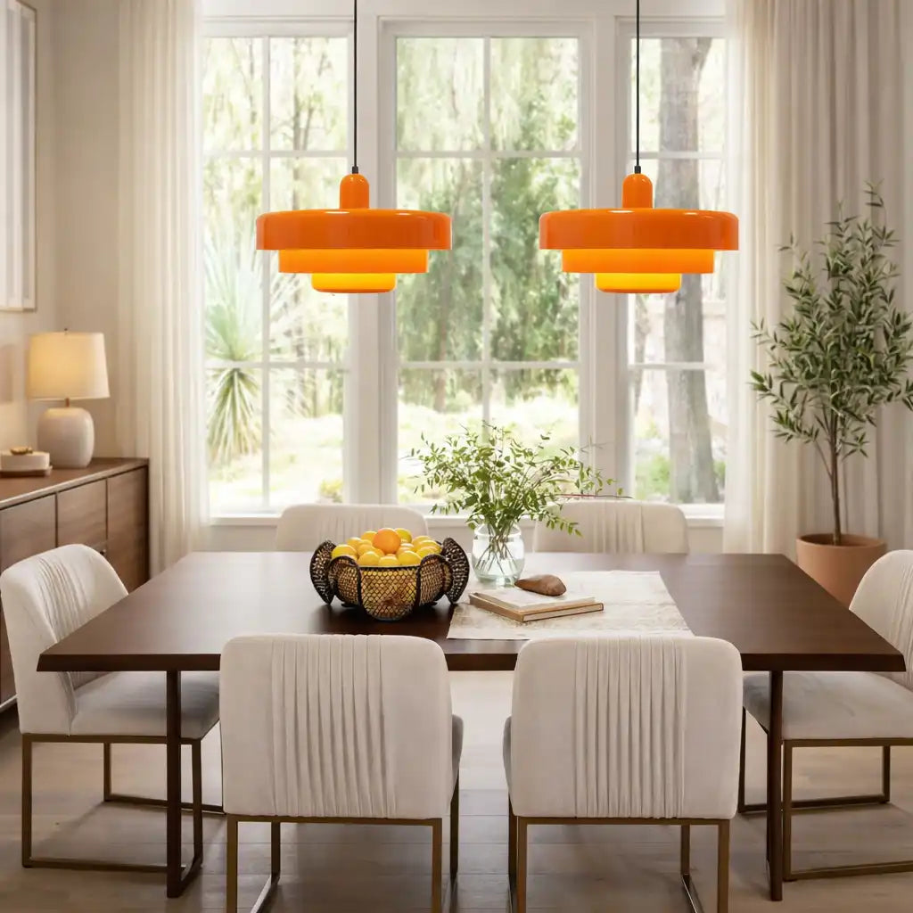 Pendelleuchte mit verstellbarer Aufhängung und modernem Mid-Century-Eisenschirm