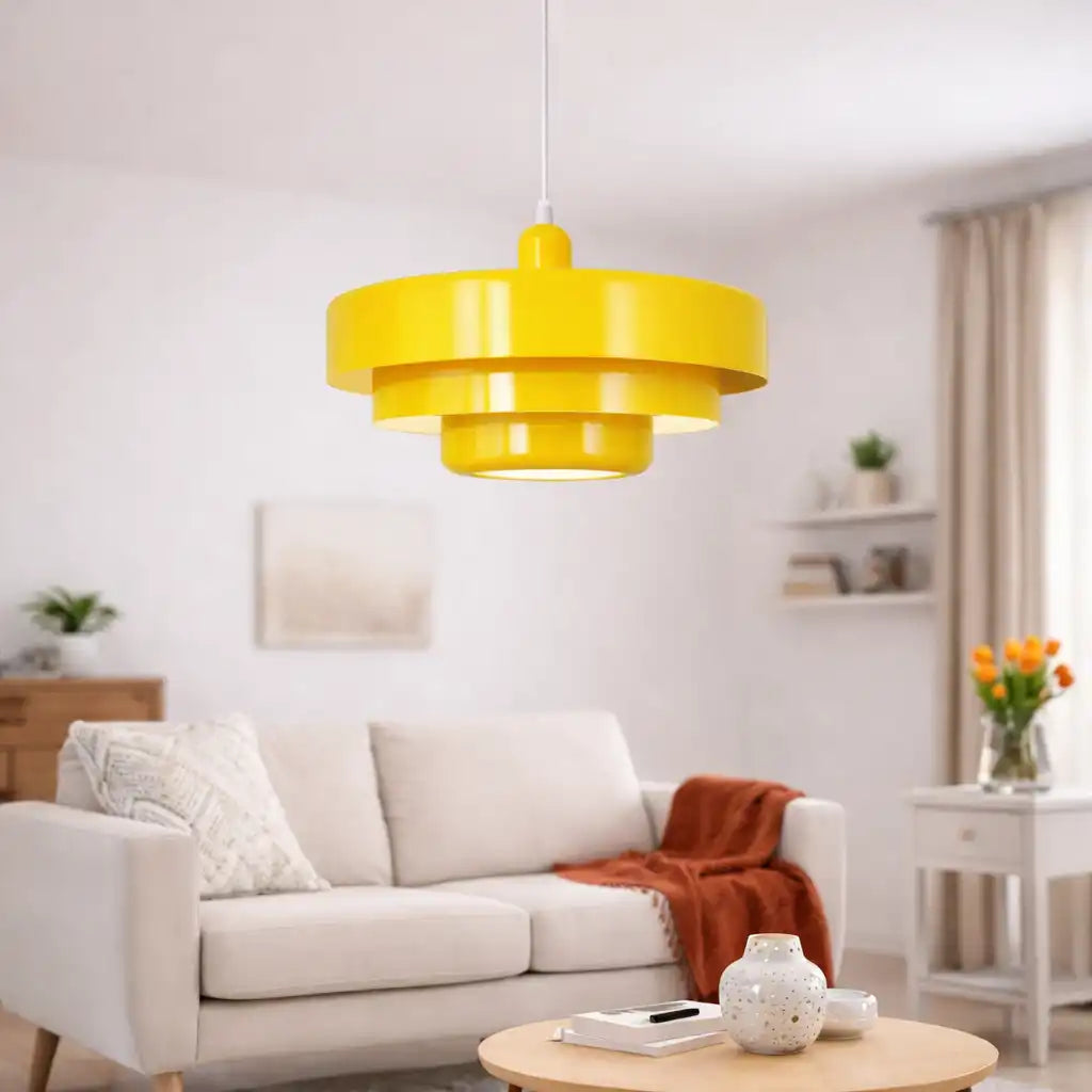 Pendelleuchte mit verstellbarer Aufhängung und modernem Mid-Century-Eisenschirm