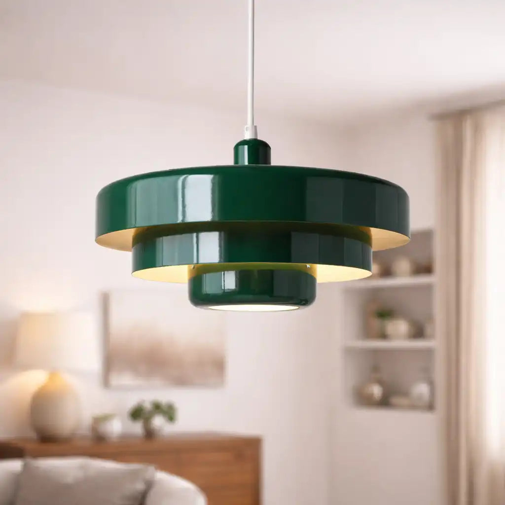 Pendelleuchte mit verstellbarer Aufhängung und modernem Mid-Century-Eisenschirm