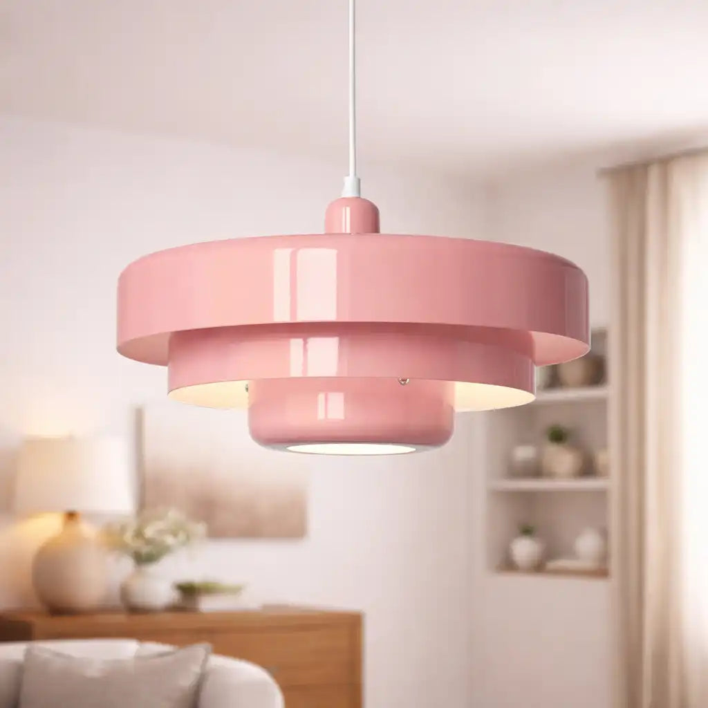 Pendelleuchte mit verstellbarer Aufhängung und modernem Mid-Century-Eisenschirm