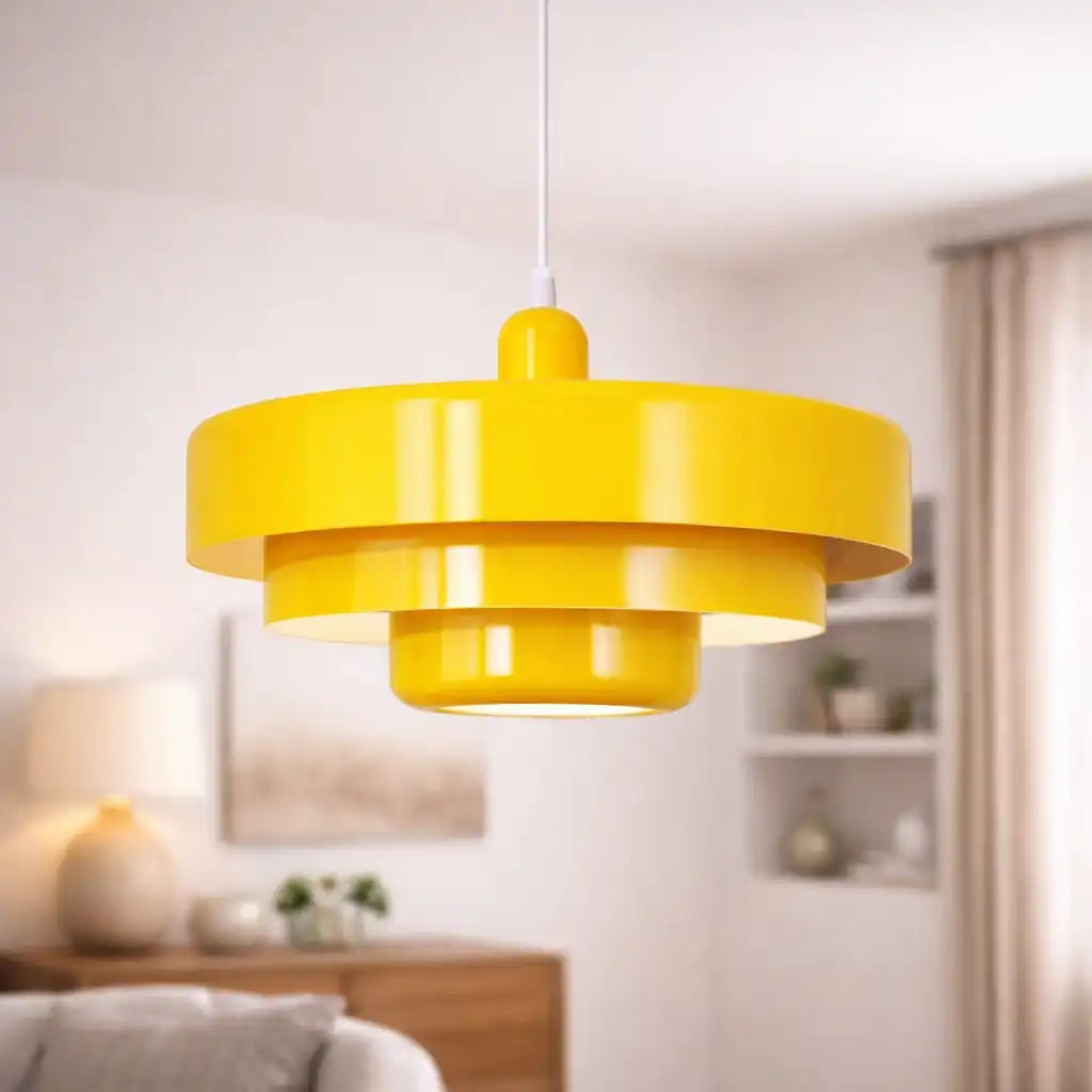Pendelleuchte mit verstellbarer Aufhängung und modernem Mid-Century-Eisenschirm