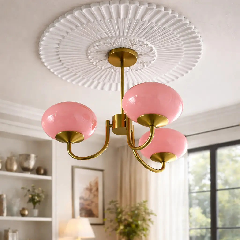 Glasblasen-Kronleuchter mit skulpturalen, mundgeblasenen Schirmen und modernem Lichtdesign