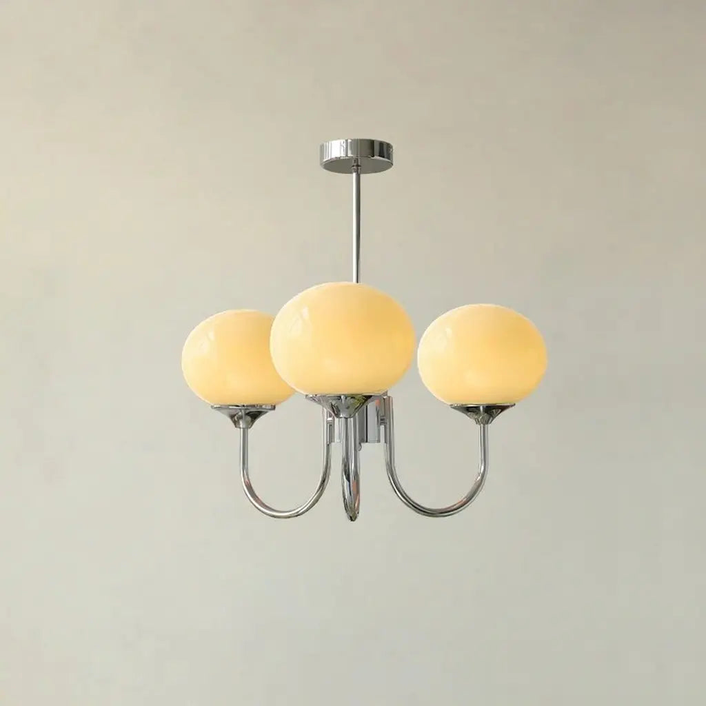 Glasblasen-Kronleuchter mit skulpturalen, mundgeblasenen Schirmen und modernem Lichtdesign