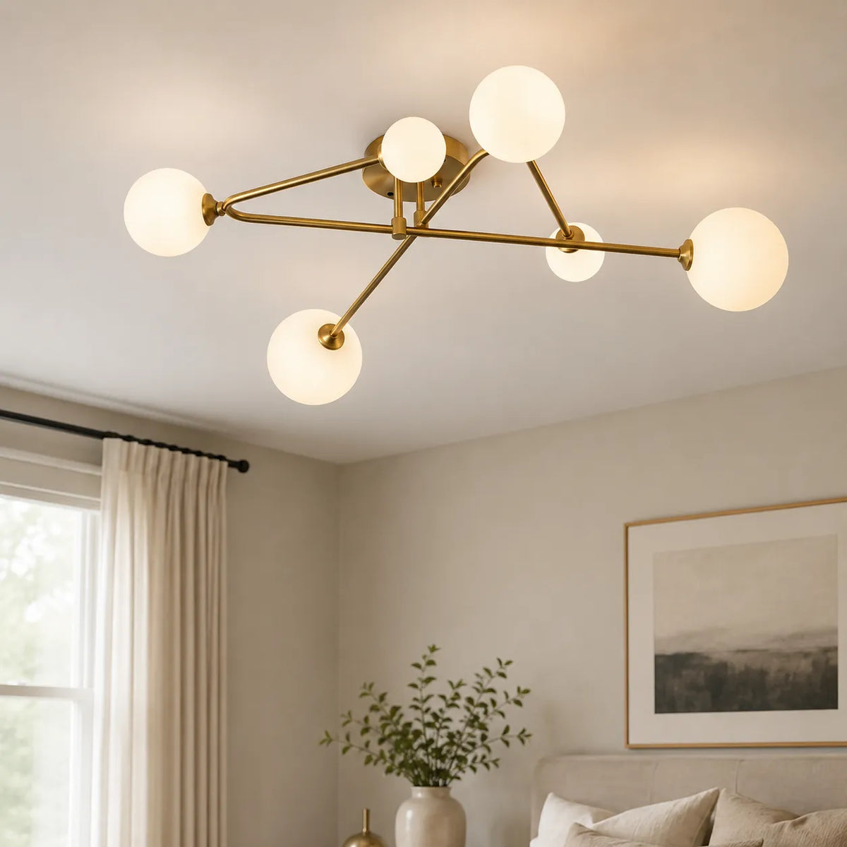 Greta Mid-Century-Deckenleuchte mit 6 Leuchten, Milchglas und Sputnik-Design zur direkten Montage
