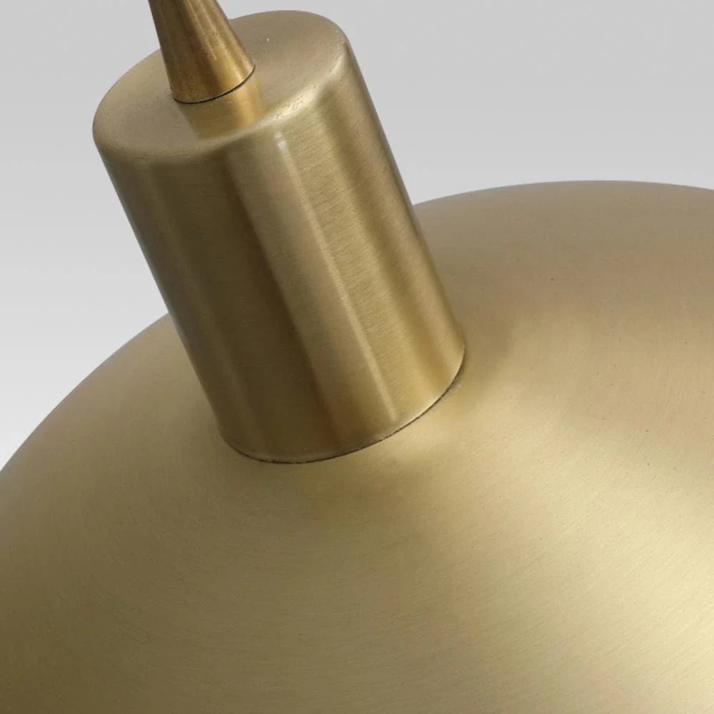 Vivian Mid-Century-industrielle Pendelleuchte mit Metallkuppel