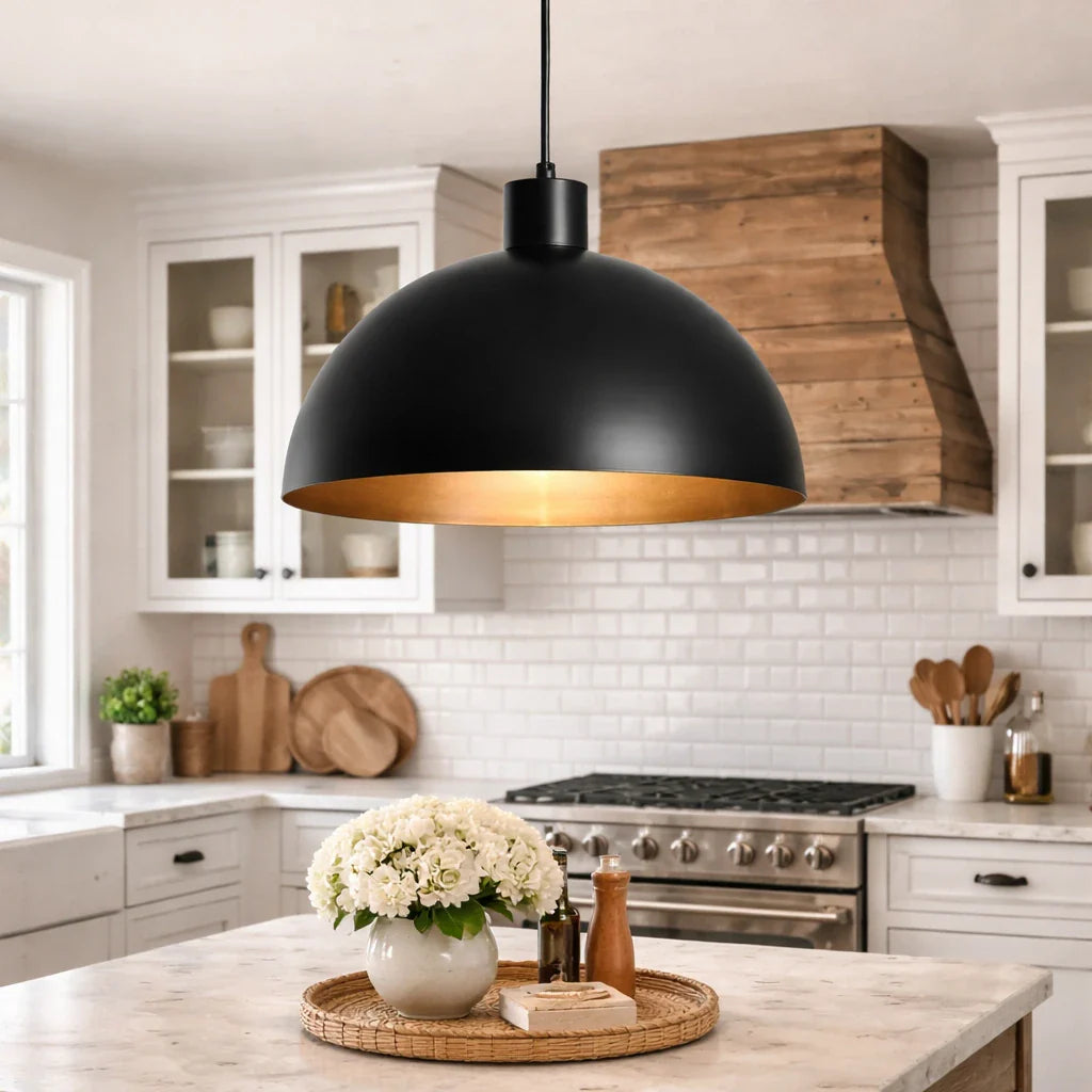 Vivian Mid-Century-industrielle Pendelleuchte mit Metallkuppel