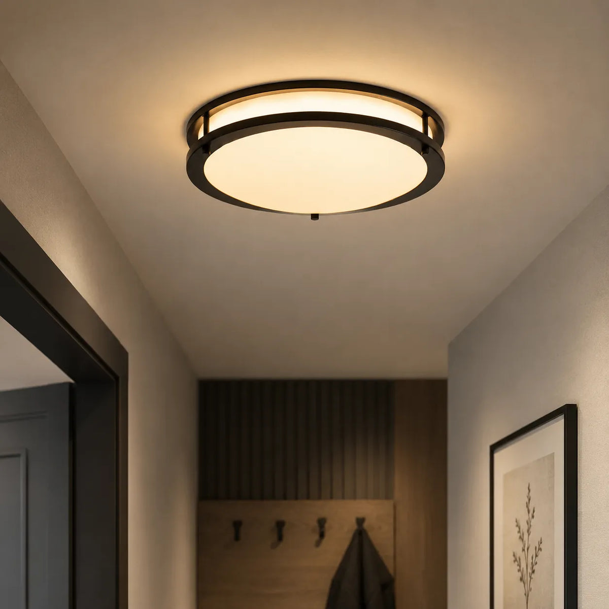 Moderne dimmbare LED-Deckenleuchte „Nessa“ mit Glasschale und bündiger Montage