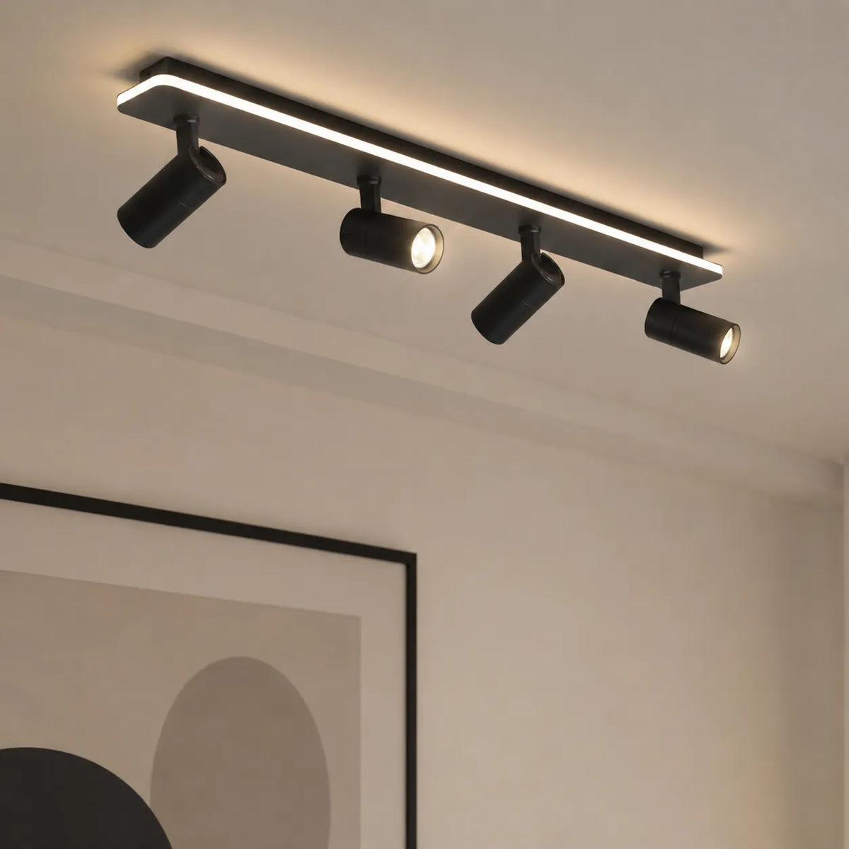 Moderne verstellbare LED-Deckenleuchte Zosia mit mehreren Spots und LED-Leiste
