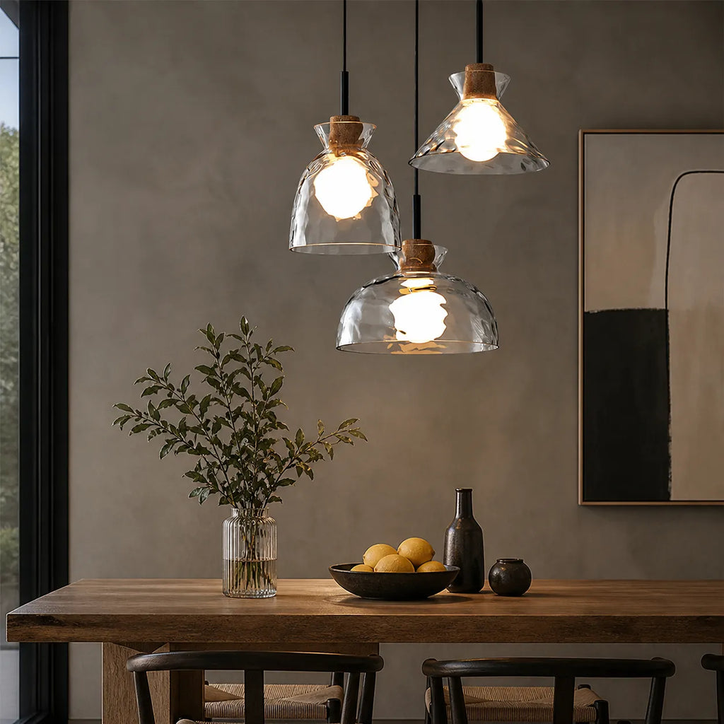 Pendelleuchte mit klarer Glaskuppel und Holzakzent für Wohnzimmer, Esszimmer und Küche