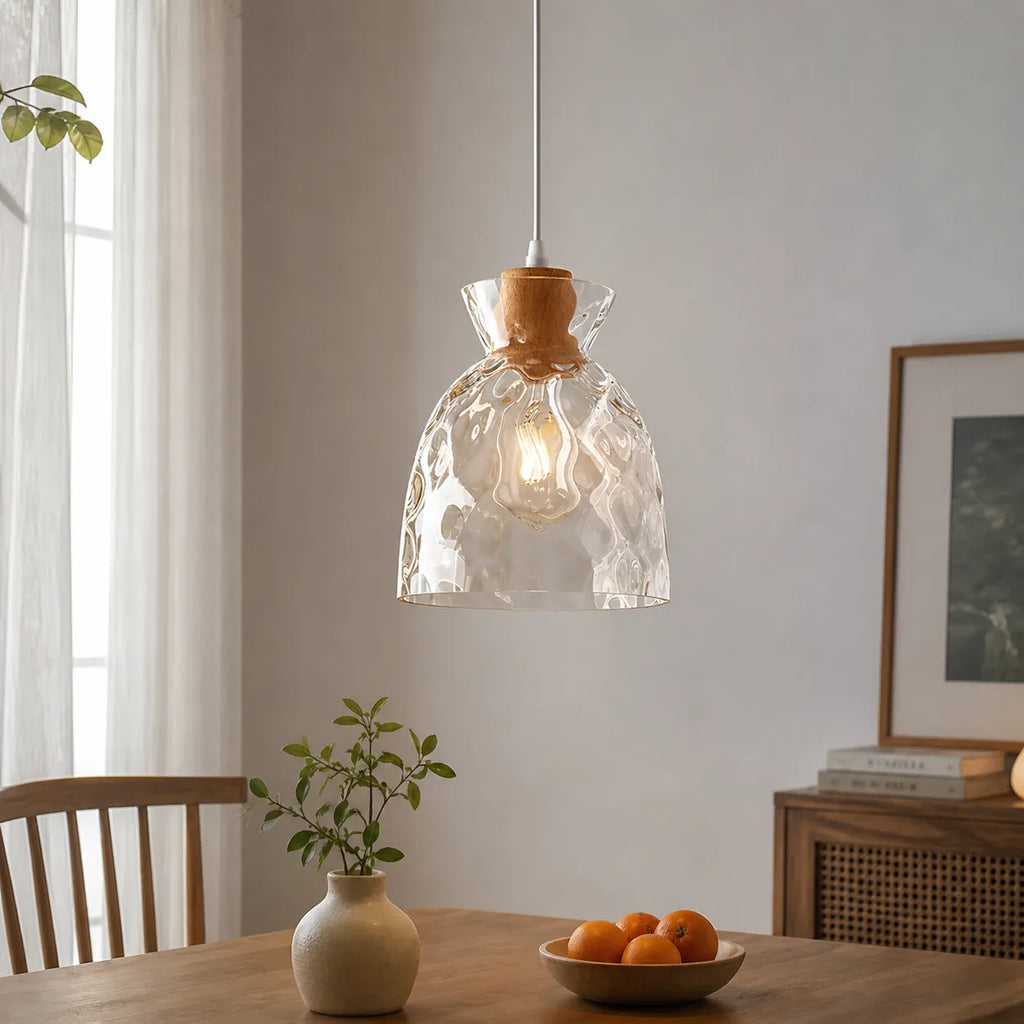Pendelleuchte mit klarer Glaskuppel und Holzakzent für Wohnzimmer, Esszimmer und Küche