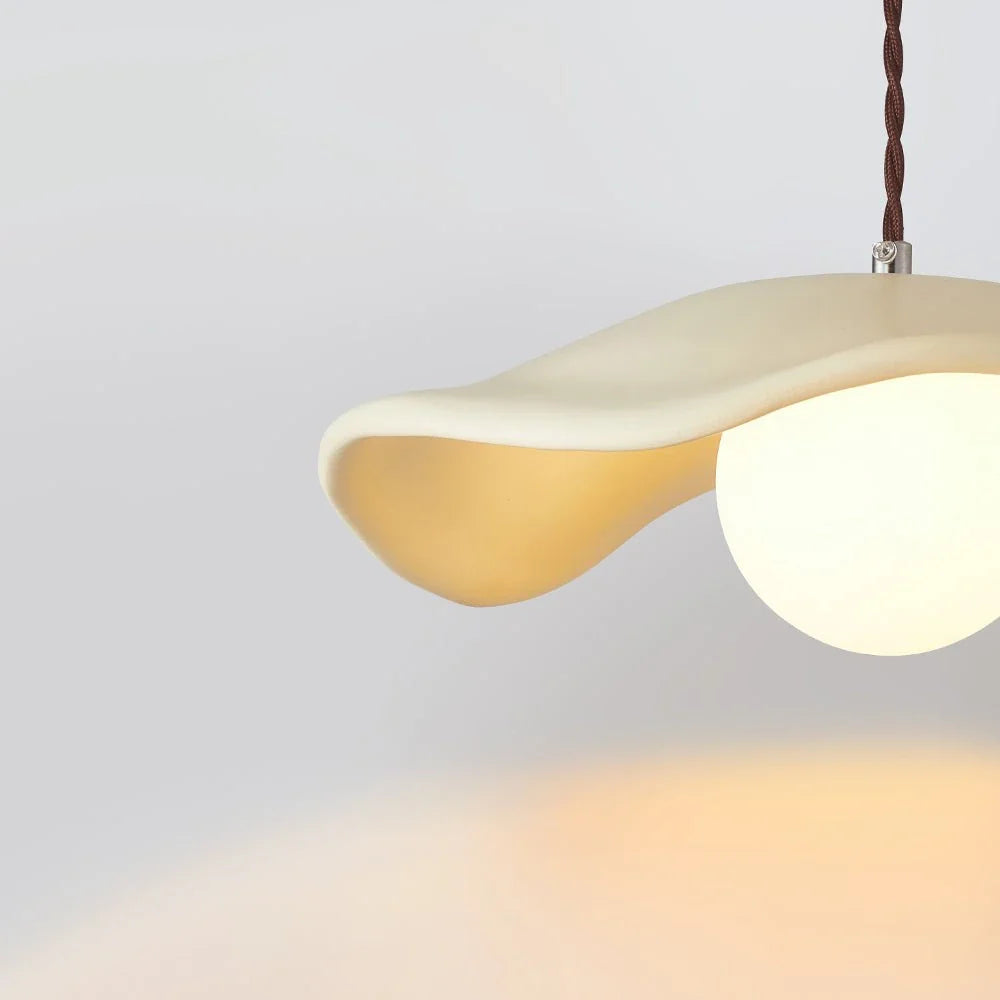 Pendant Light with Sculptural Resin Design and Adjustable Suspension for Dining Room