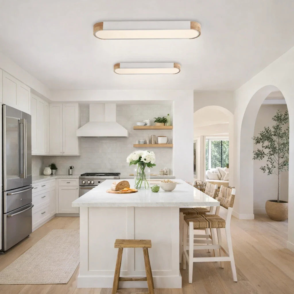 Plafonnier LED avec détail ovale en bois
