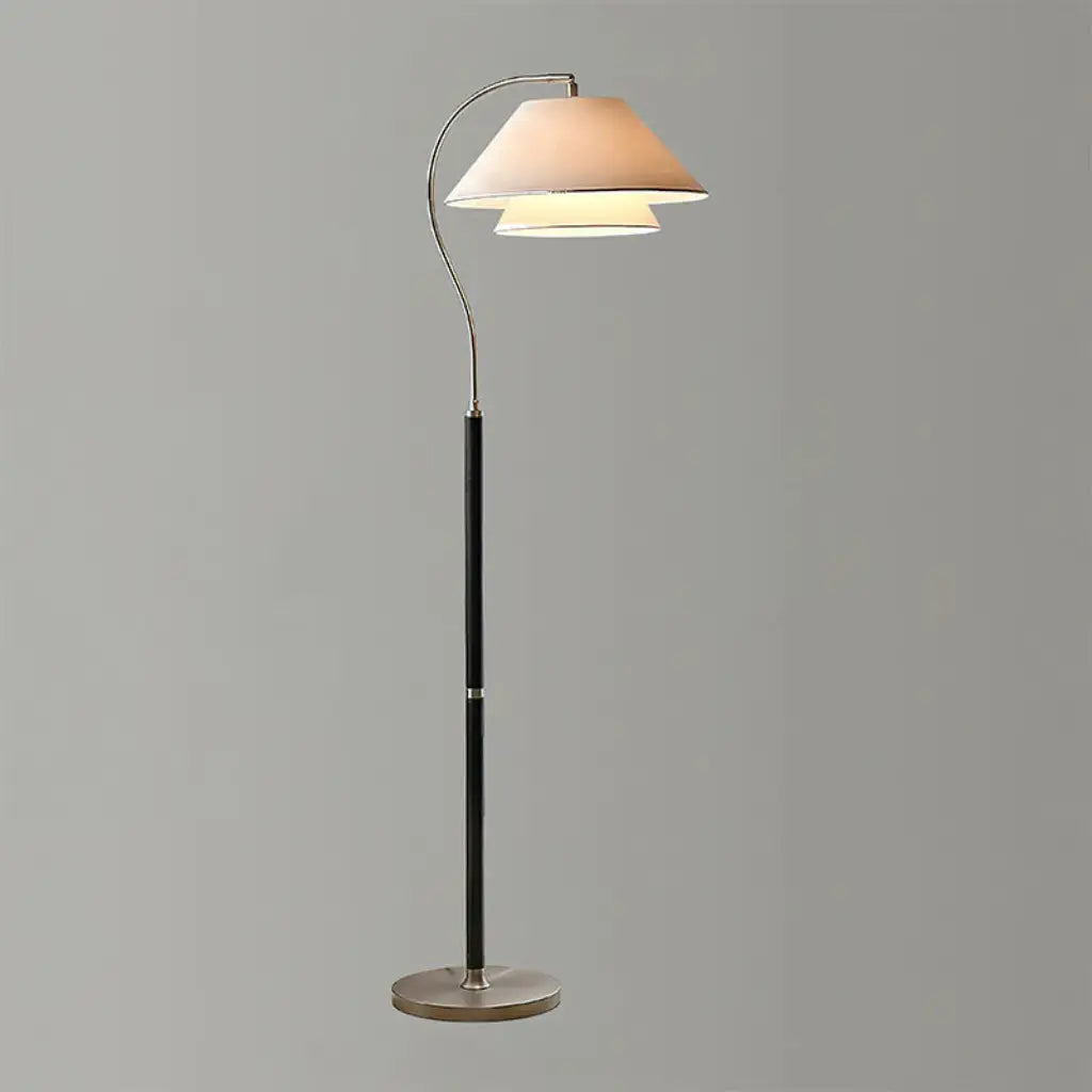 Bogen-Stehlampe mit Mid-Century-Holzgestell und Stoffschirm für das Wohnzimmer