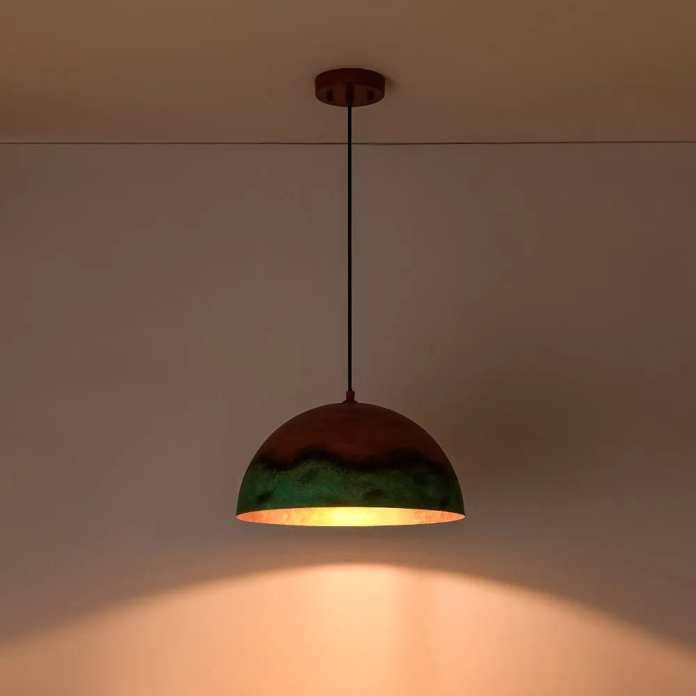 Perla Pendelleuchte im Landhausstil mit Kupfer- und grüner Domkuppel