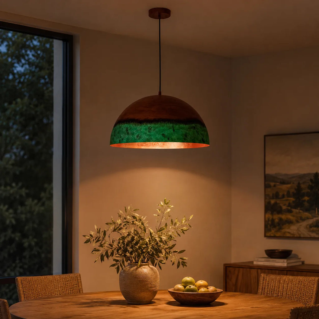 Perla Pendelleuchte im Landhausstil mit Kupfer- und grüner Domkuppel