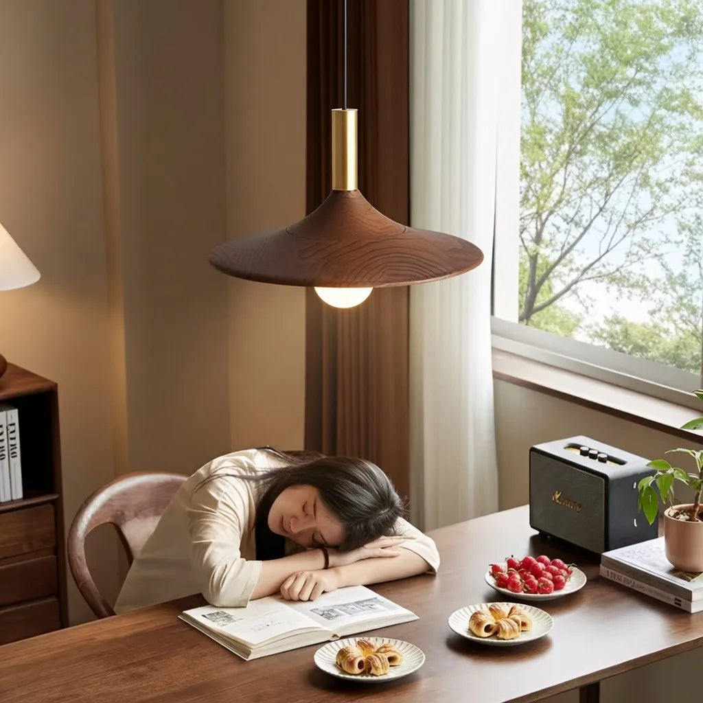 Lámpara colgante LED con pantalla de hierro con acabado de nogal y suspensión ajustable para cocina y comedor