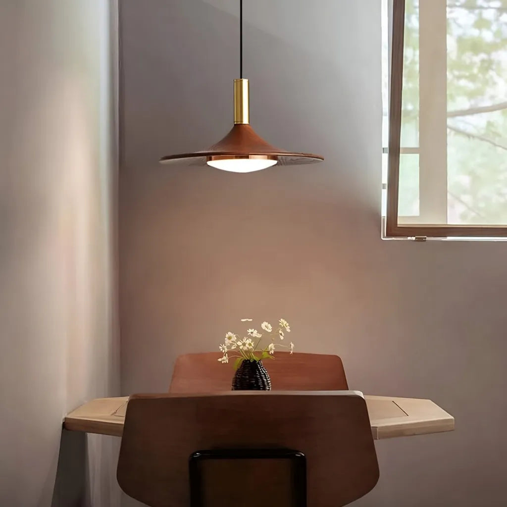 Lámpara colgante LED con pantalla de hierro con acabado de nogal y suspensión ajustable para cocina y comedor