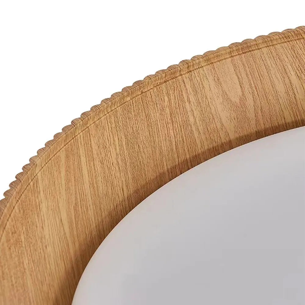 Plafonnier LED extra-plat avec détail en bois pour chambre et salon