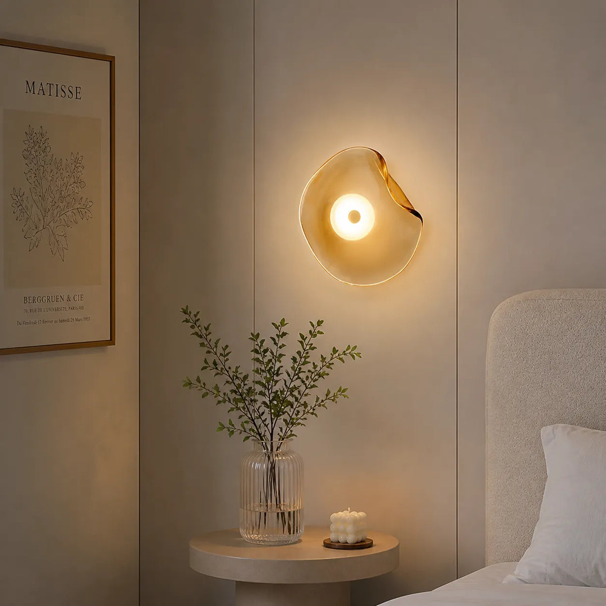 Wandleuchte mit gebogenem Glas und nach oben und unten gerichtetem Licht, moderne zeitgenössische Beleuchtung