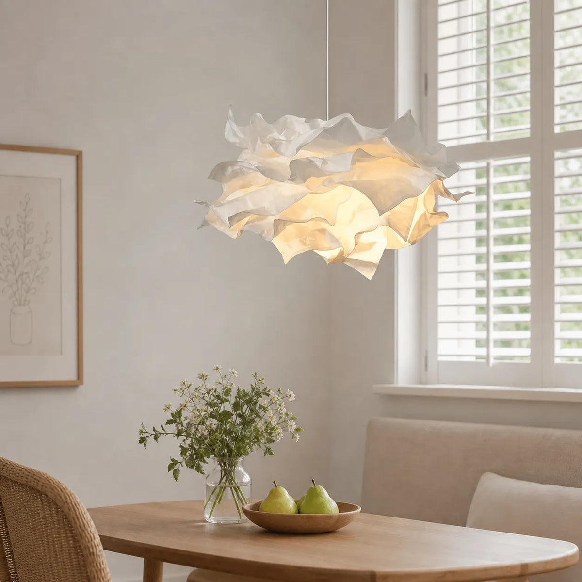 Suspension avec abat-jour en papier inspiré des nuages et lumière d’ambiance LED chaleureuse